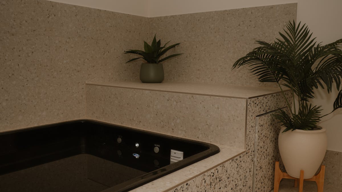 Designed to promote total calm and relaxation, floating effortlessly in warm, mineral-rich water