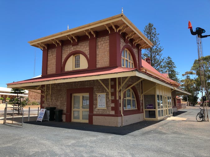 Wallaroo Library and free internet