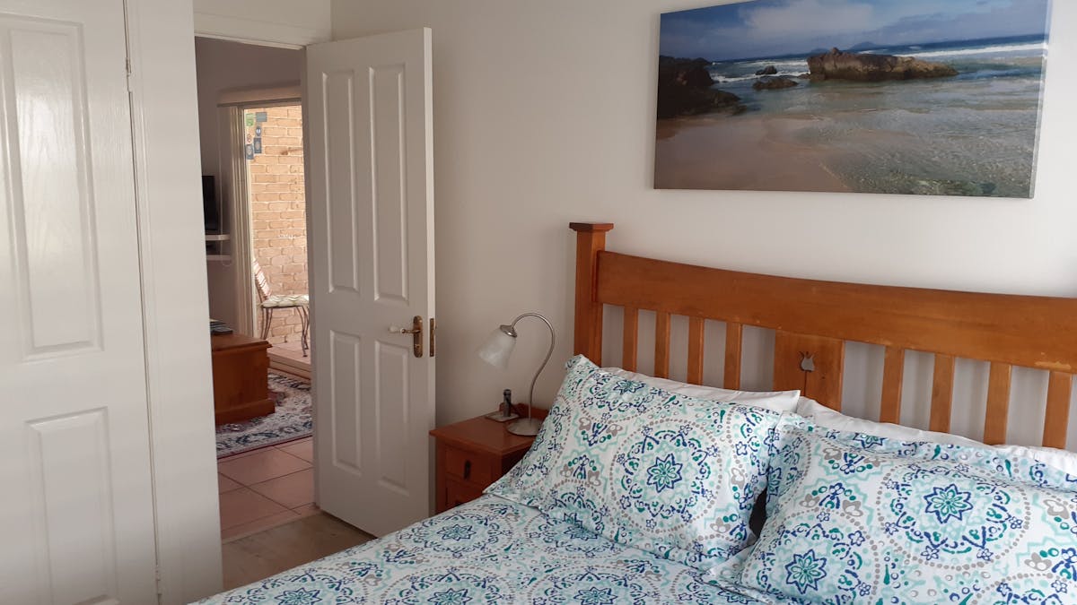 Queen Ensuite Room