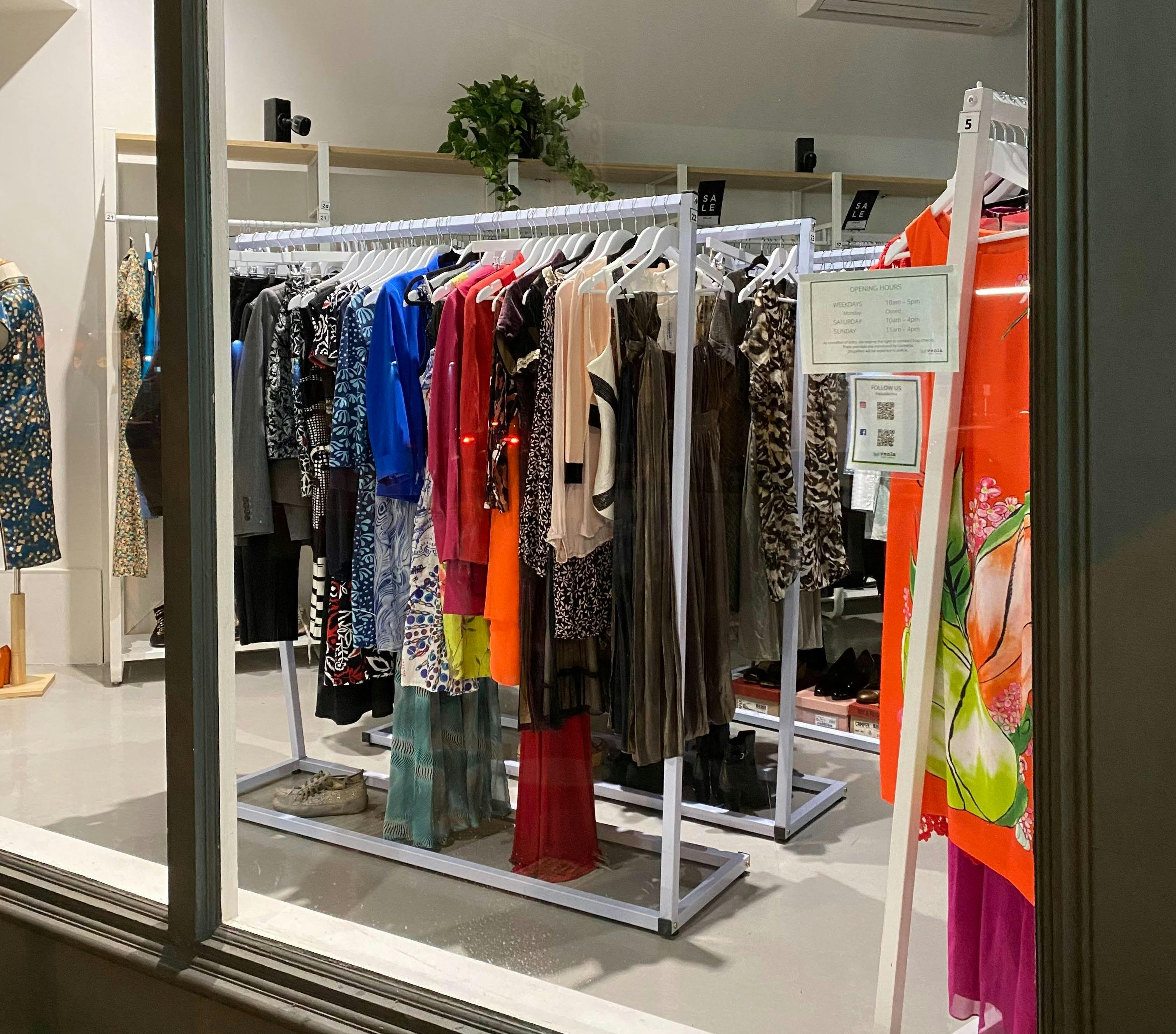 Venla Resell + Relove Balmain