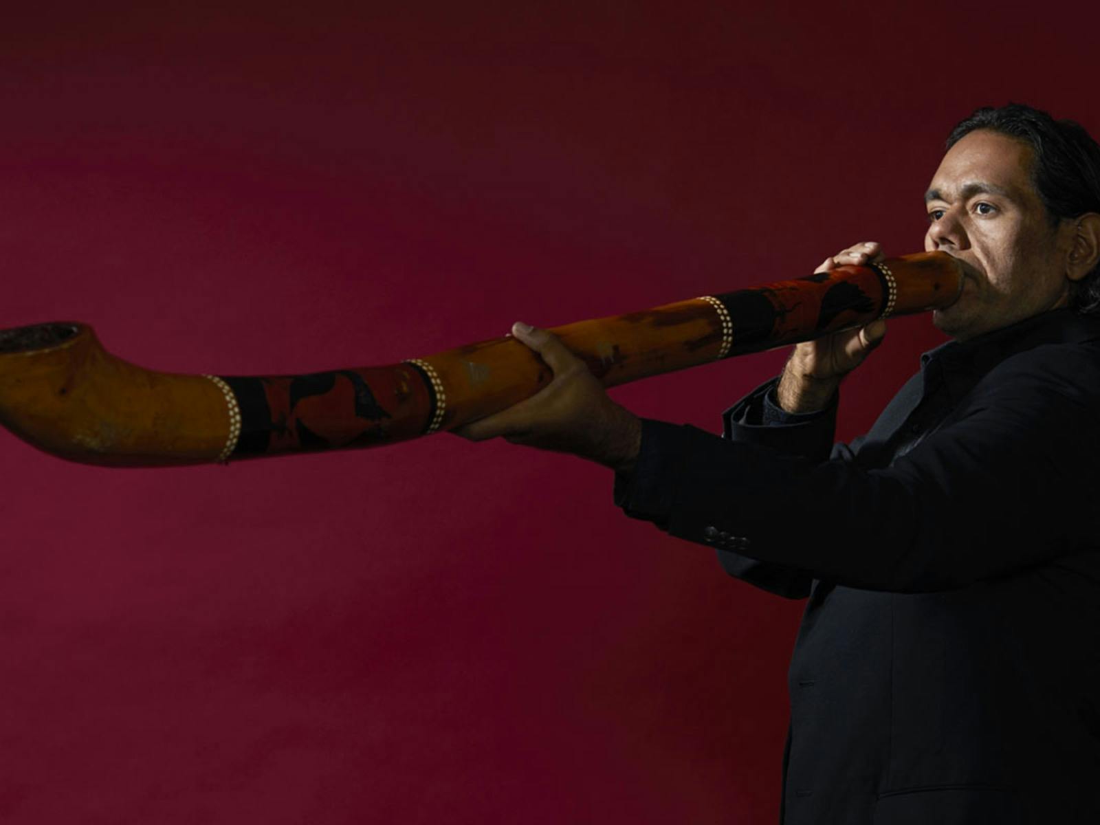 New Worlds: Jaime conducts Cheetham Fraillon and Dvorak