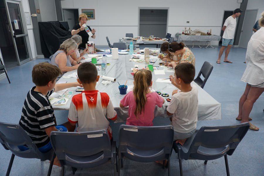 Community art kids