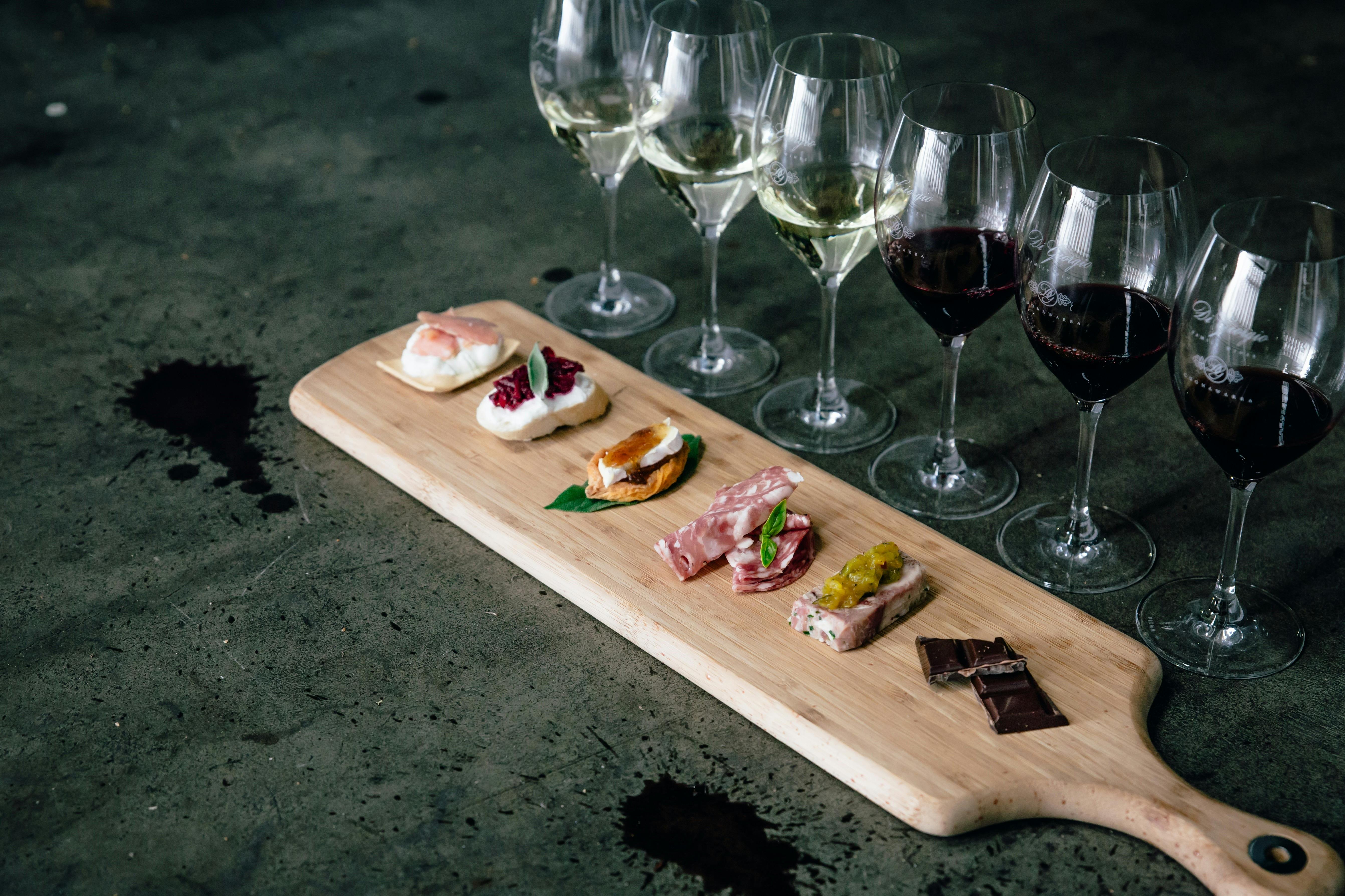 Wine flight with six bites