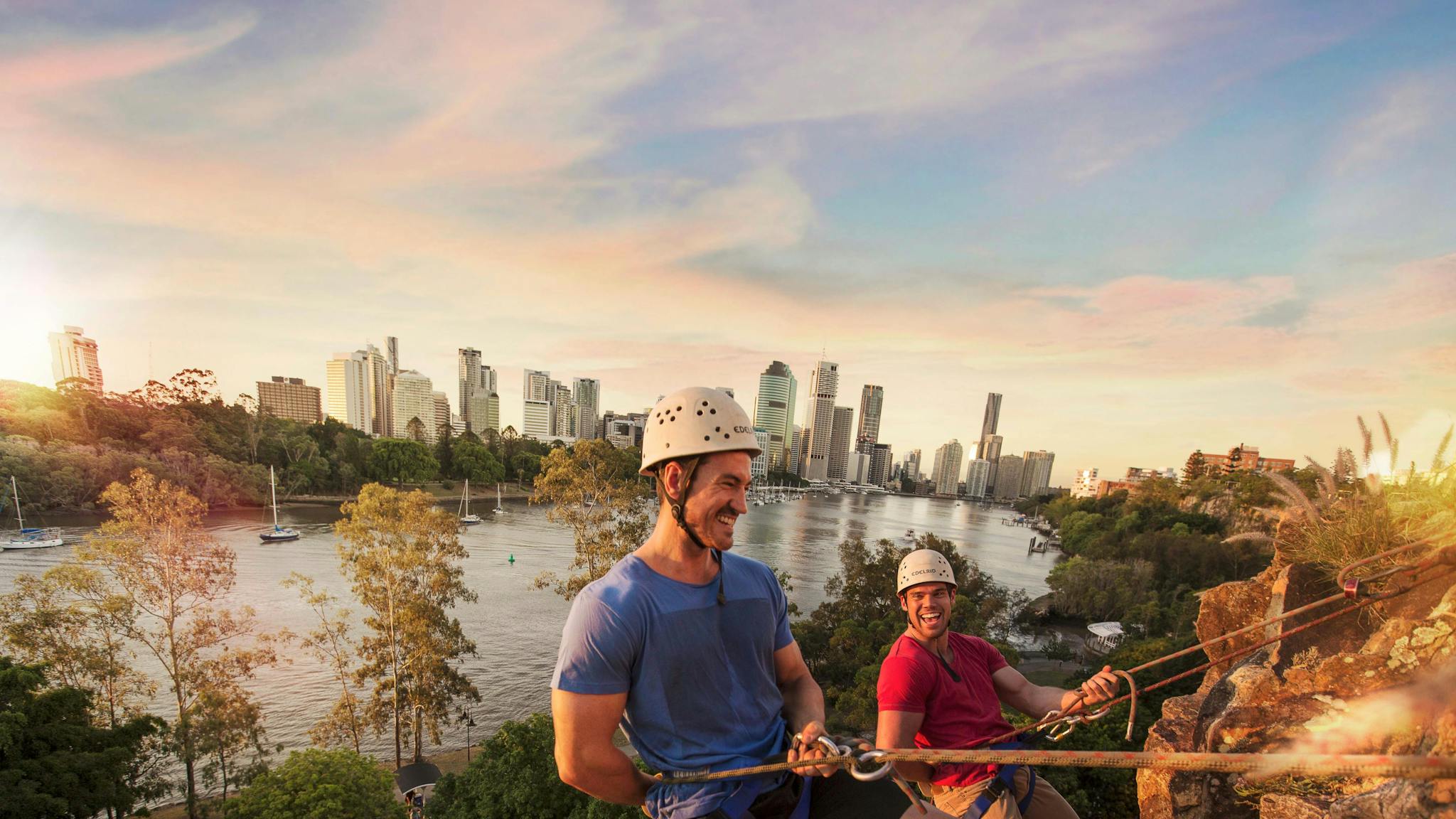 Abseiling Kangaroo Point brisbane qld riverlife