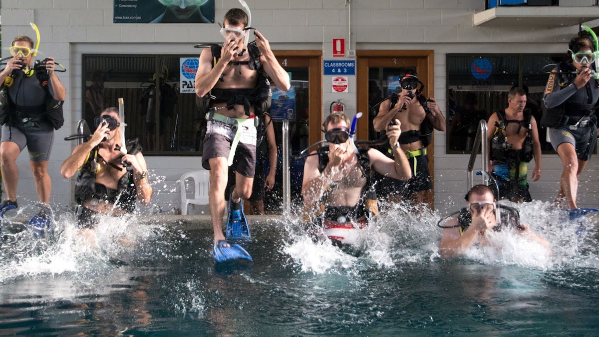 Dive School Students