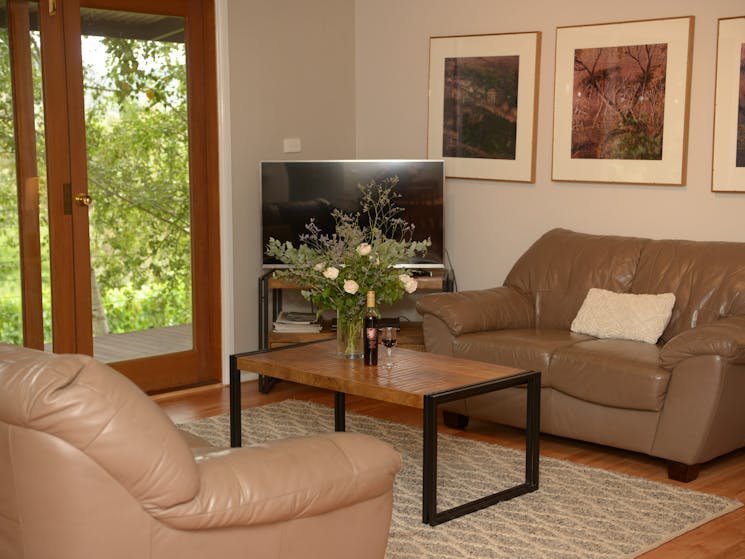 Lounge in Chardonnay Cottage