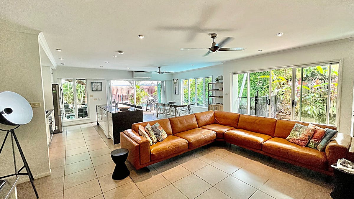 Deja Vu Open Plan Living Deja Vu Open Plan Living