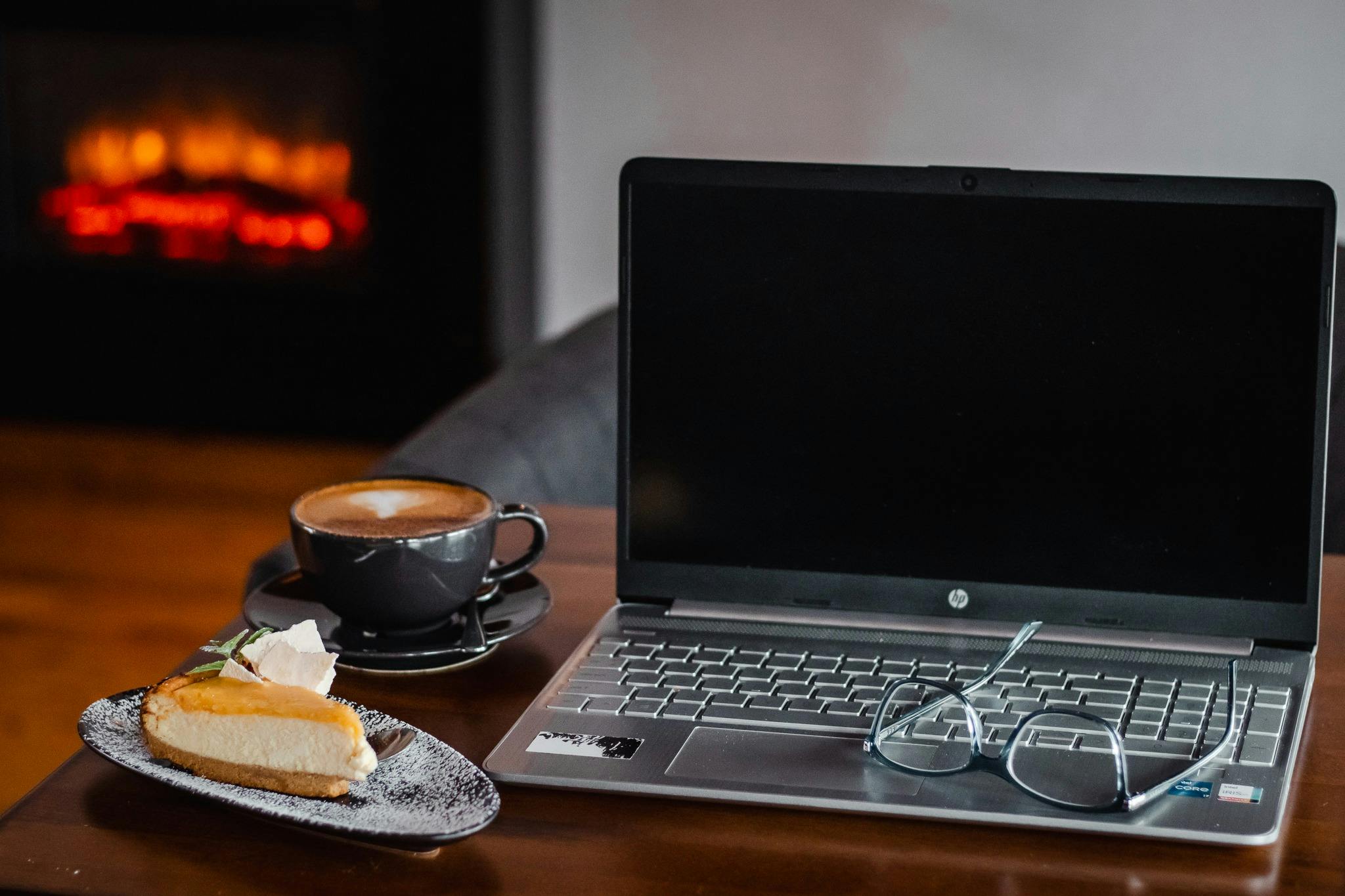 시드니 근처의 노트북 친화적인 점심 모임 장소 레스토랑입니다.