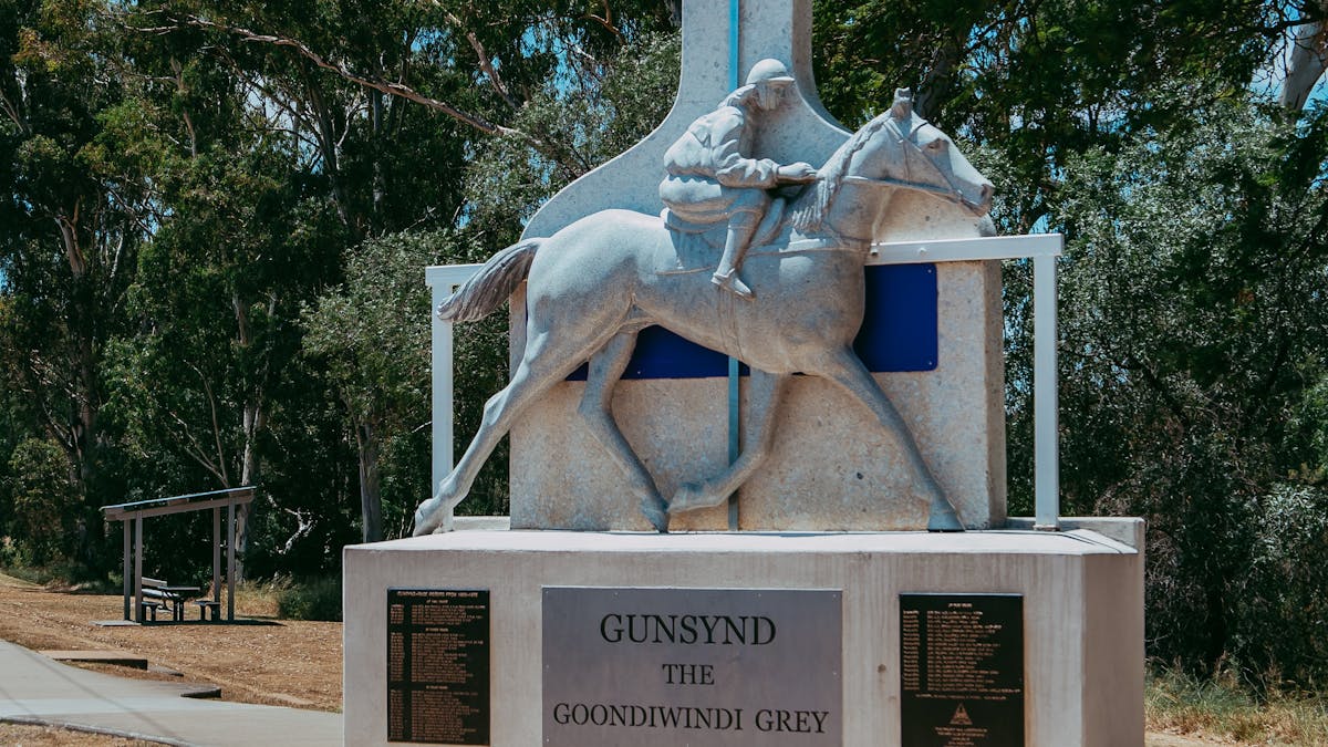 Statue of famous Gunsynd Grey Statue of famous Gunsynd Grey