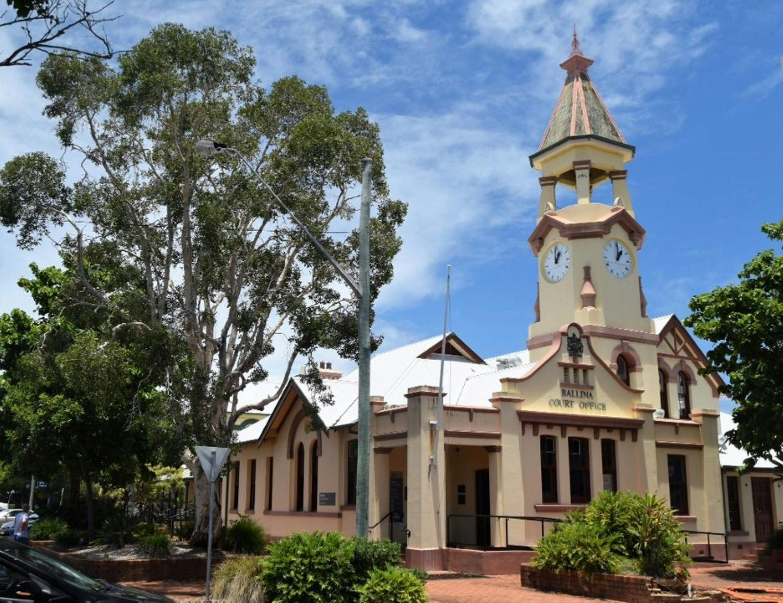 The Court offices (formerly the Post Office) attached to the Ballina Court House.