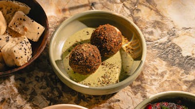Falafels, Dip