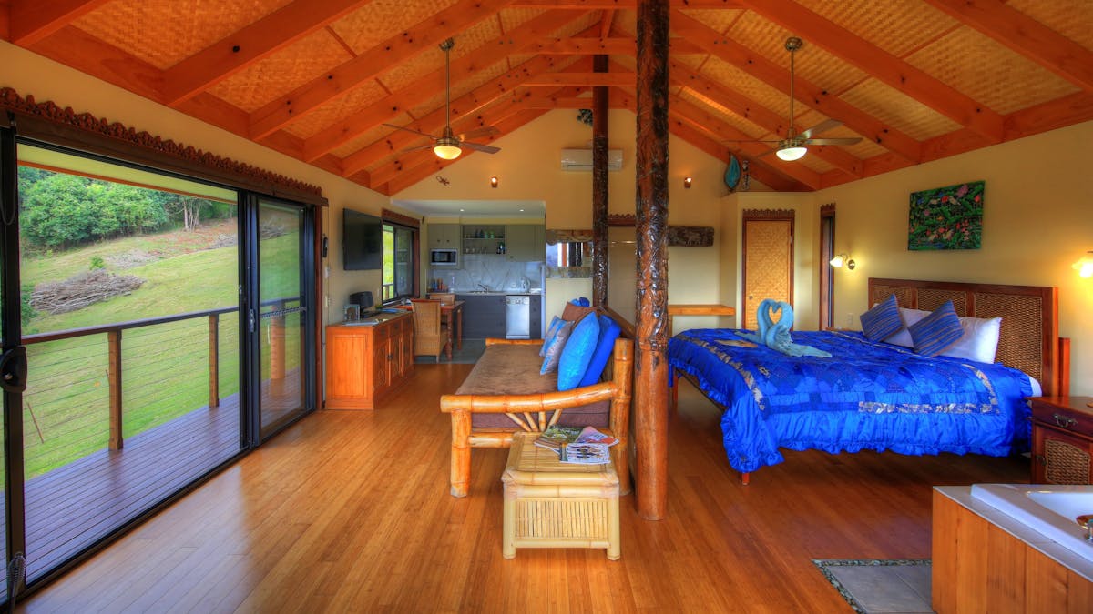 Tanah Lot Villa, internal photo, king bed, day bed, kitchen, television self contained