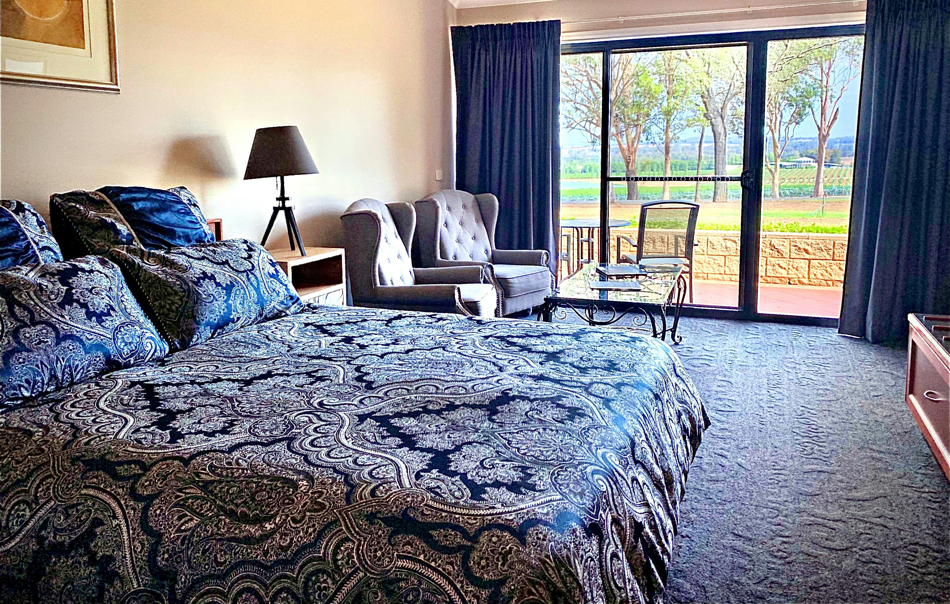 Vineyard View Room