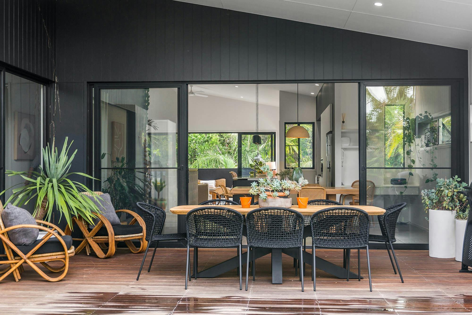 Melaleuca - Byron Bay - Outdoor Dining and Seating