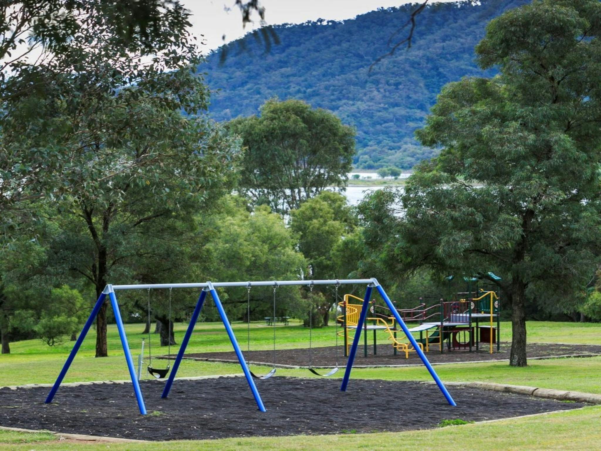 Reflections Holiday Parks Lake Glenbawn Playground