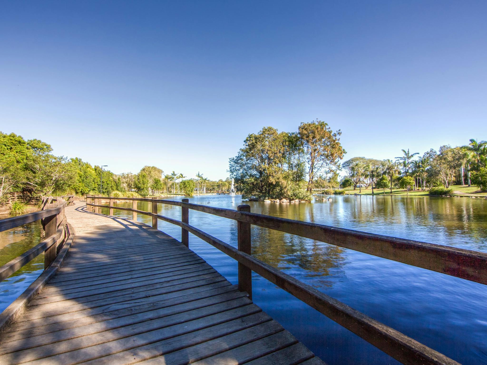 Centenary_Lakes_Sunny_Bridge_Visit_Moreton_Bay_Region Centenary_Lakes_Sunny_Bridge_Visit_Moreton_Bay_Region