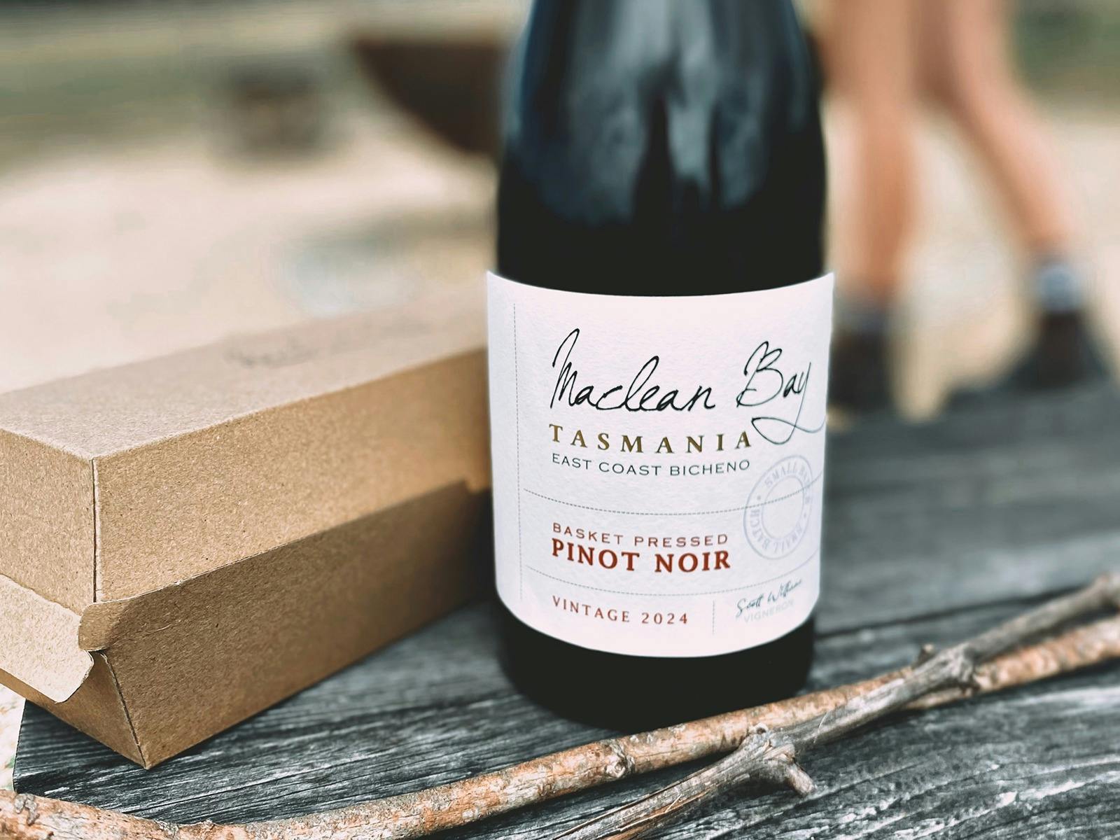 S'mores, vines and red wine image