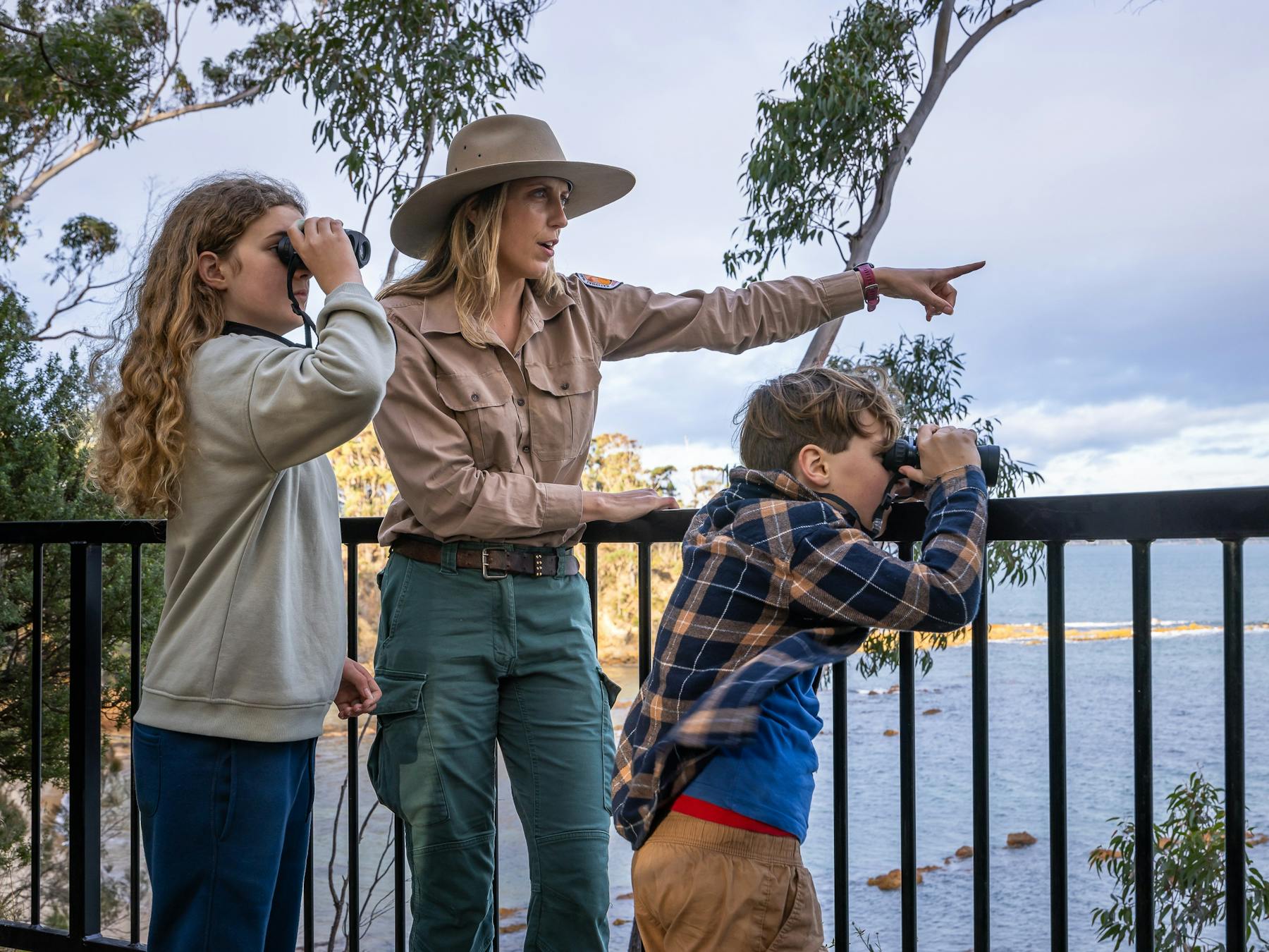 Guide exploring with children
