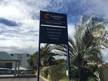 Welcome to Comfort Hotel Cleveland