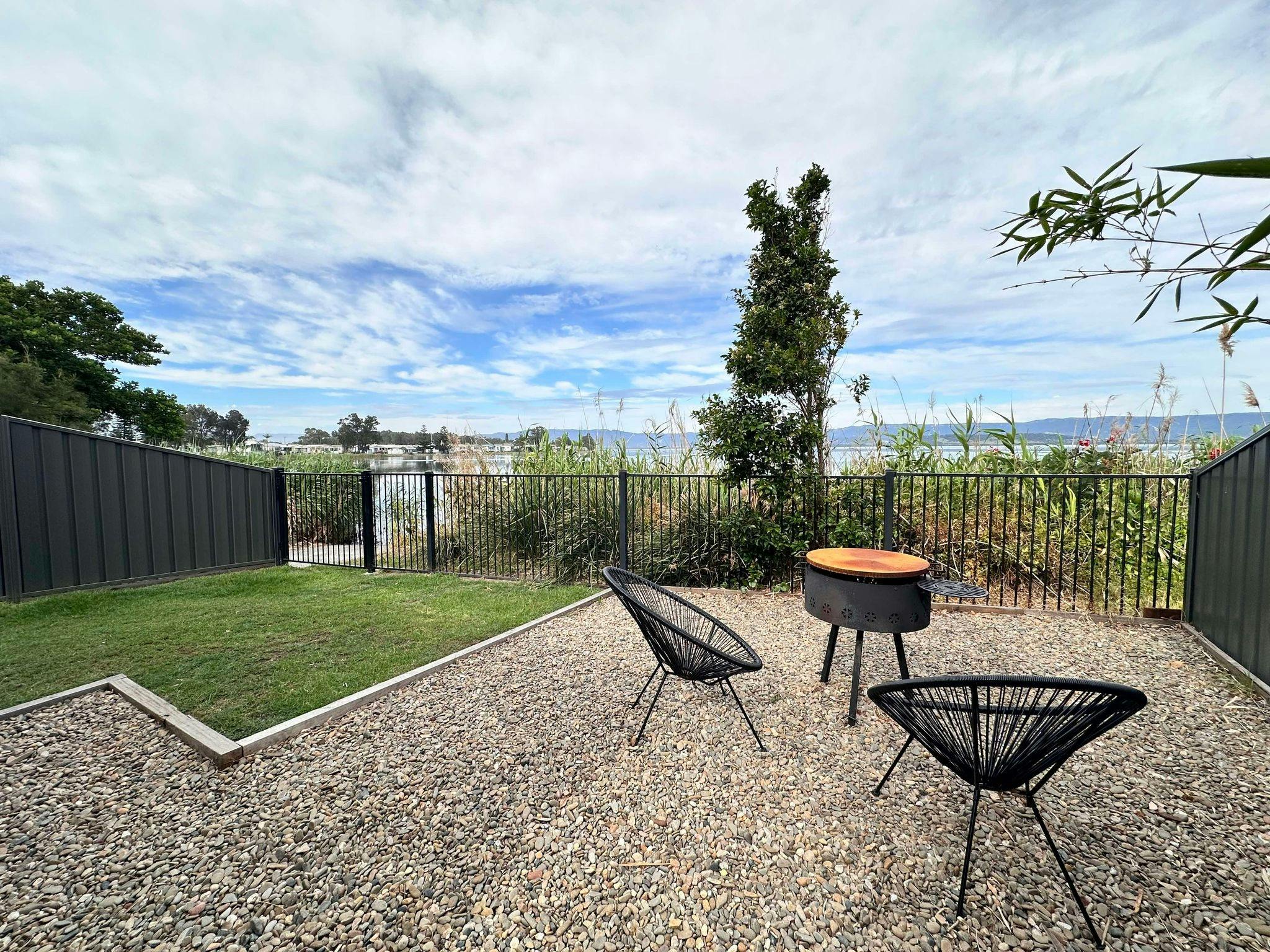 외부 좌석 공간