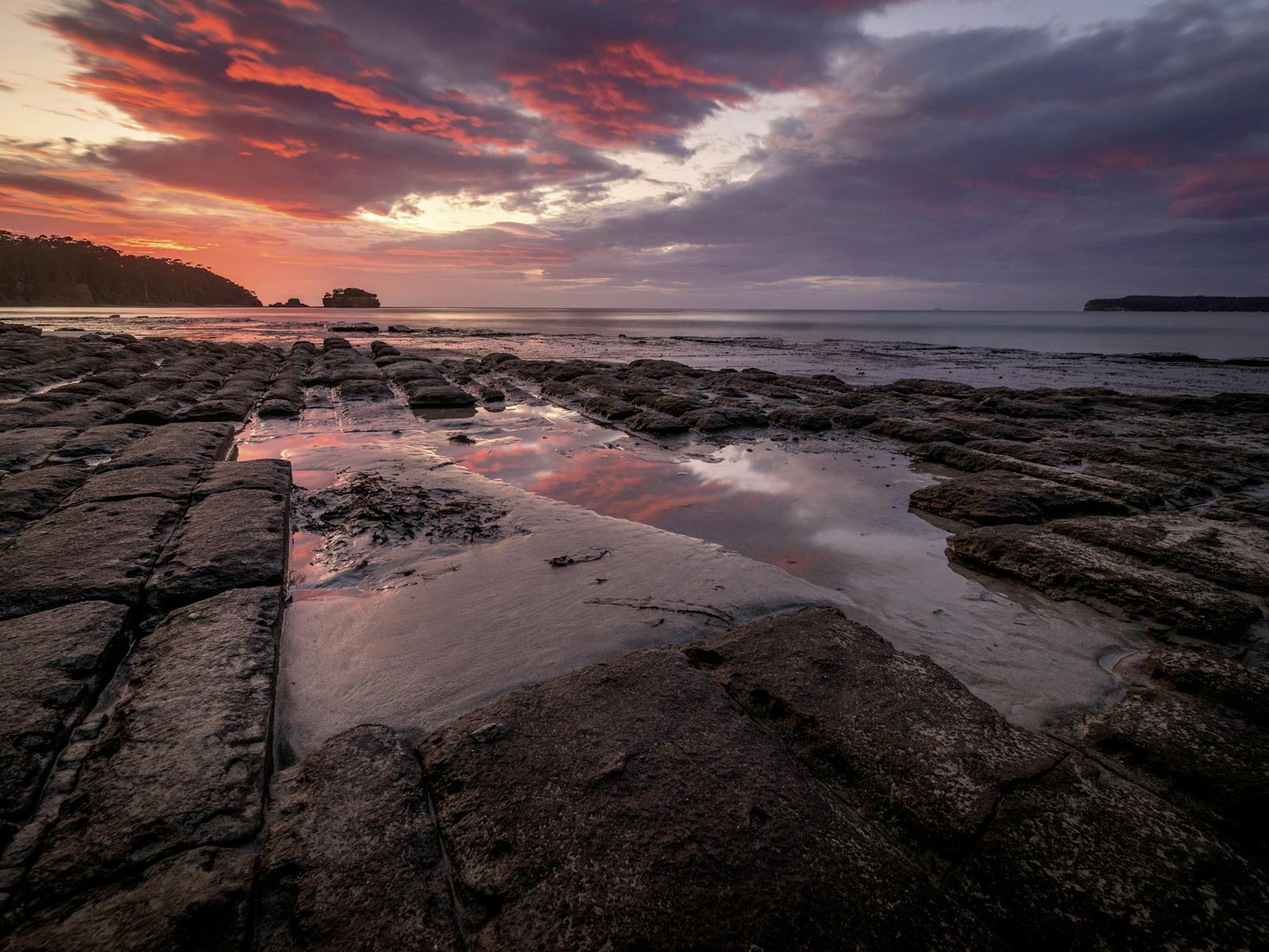 Sunrise at the Tessellated Pavement is a highlight of the 3 day Tasman Peninsula photography tour