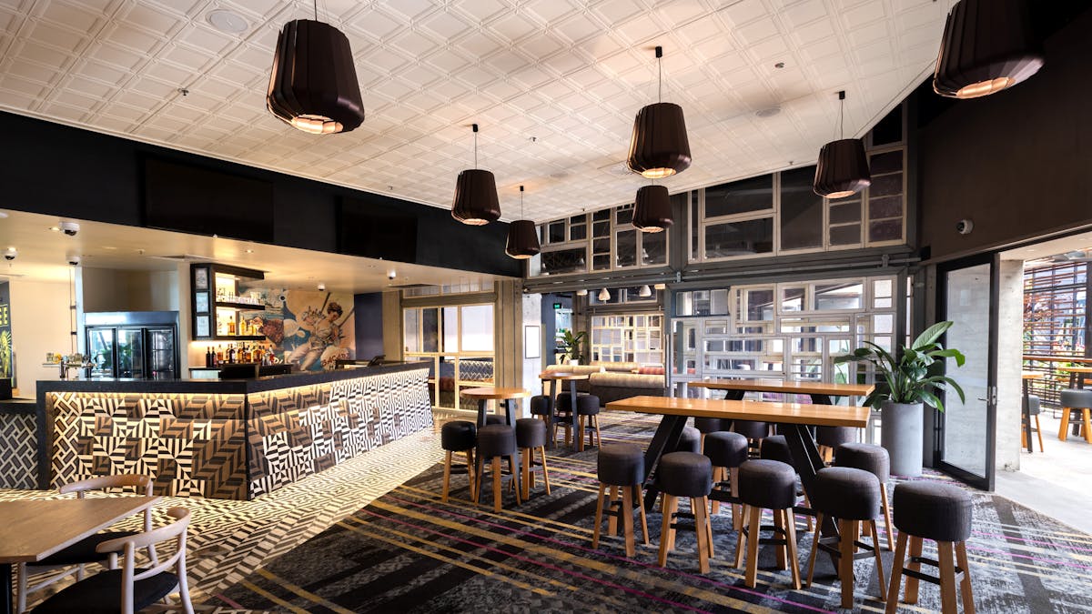 Social House Bar