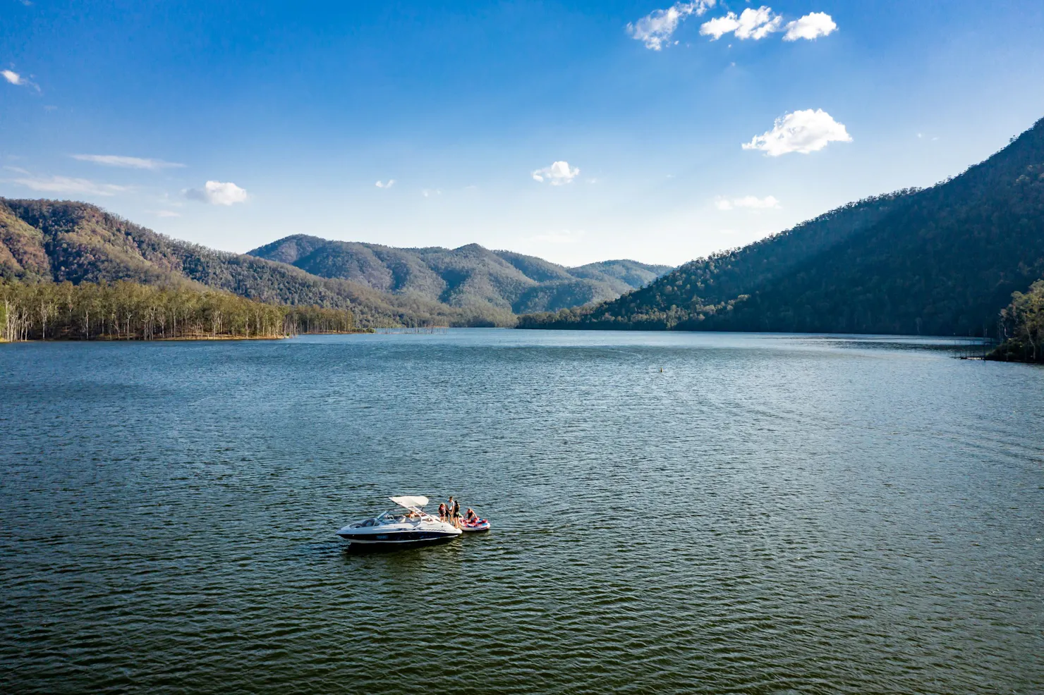 Borumba Dam Boating