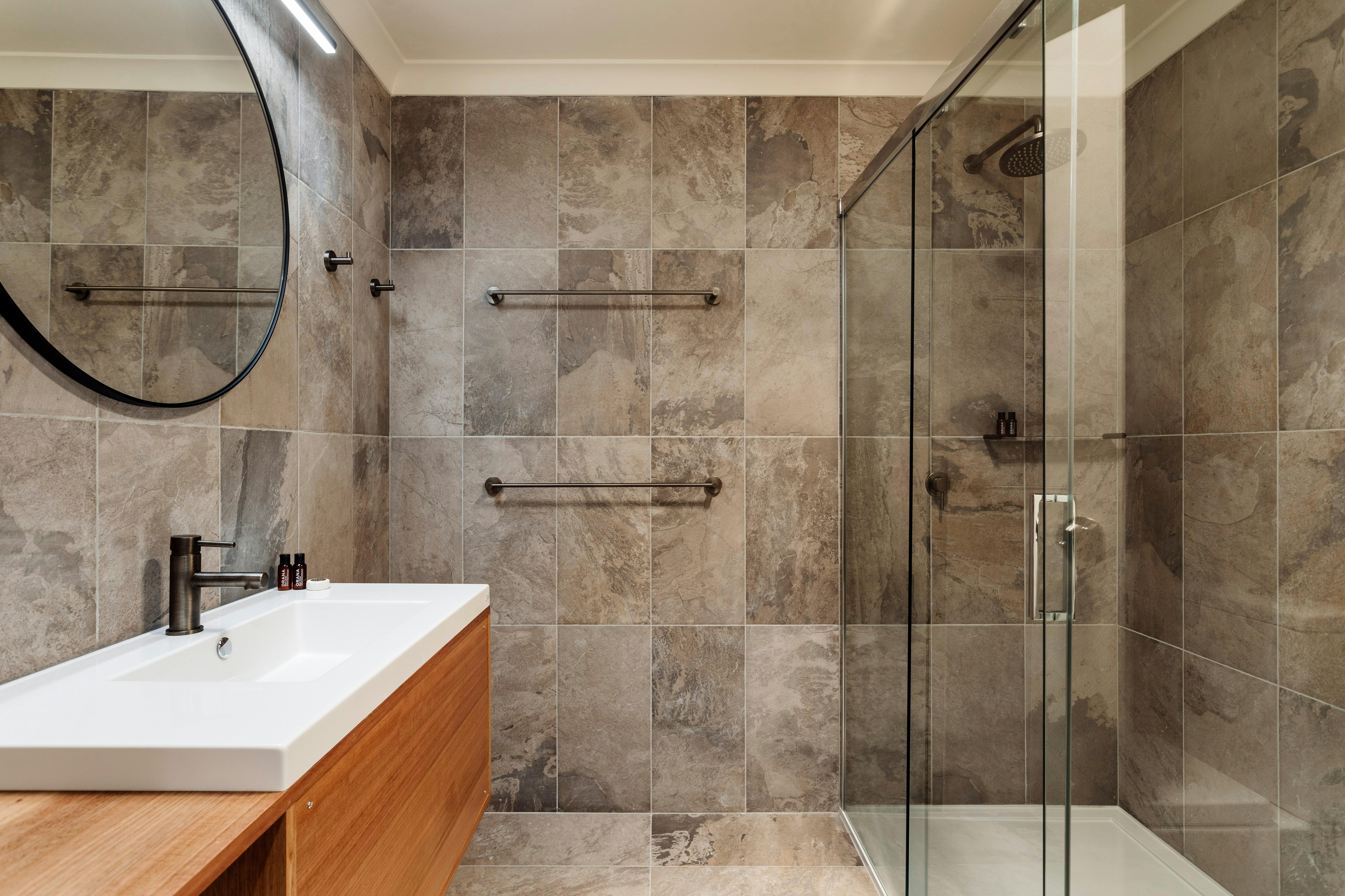 Ensuite Room