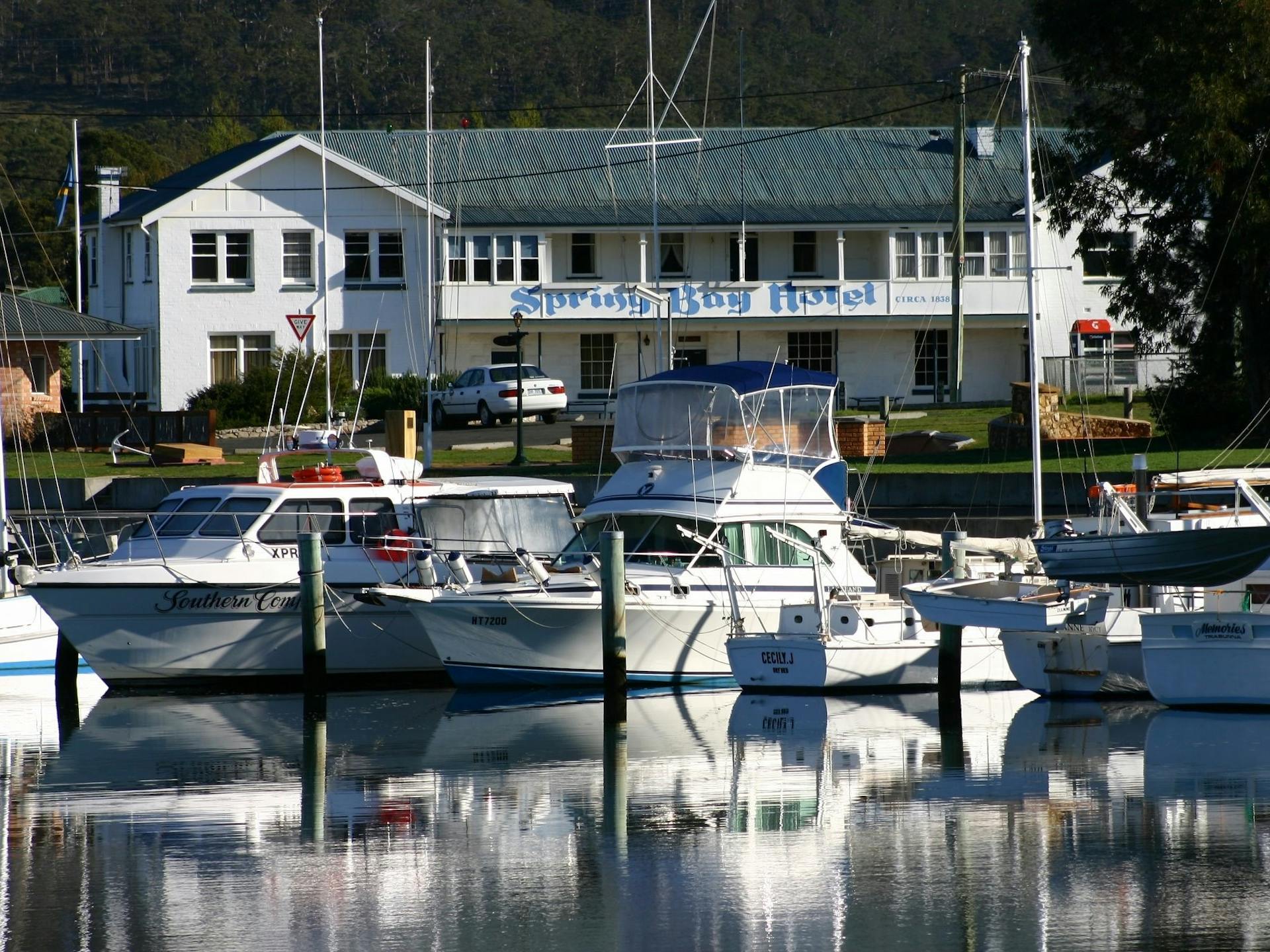 Spring Bay Hotel