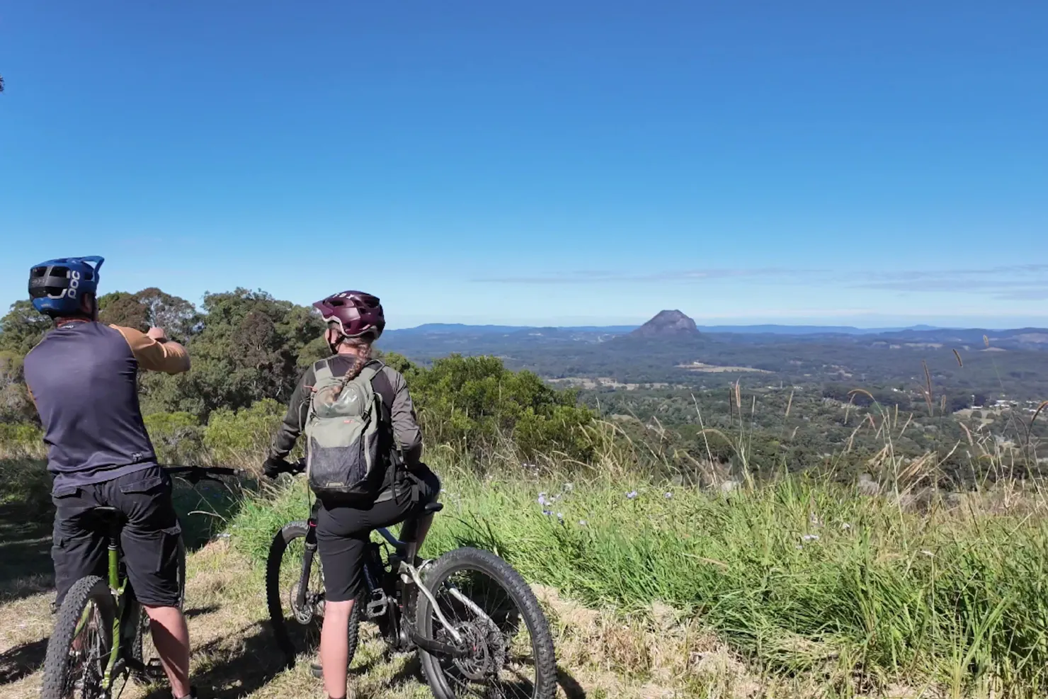 Mountain bike lookouts hinterland trails Noosa emtb