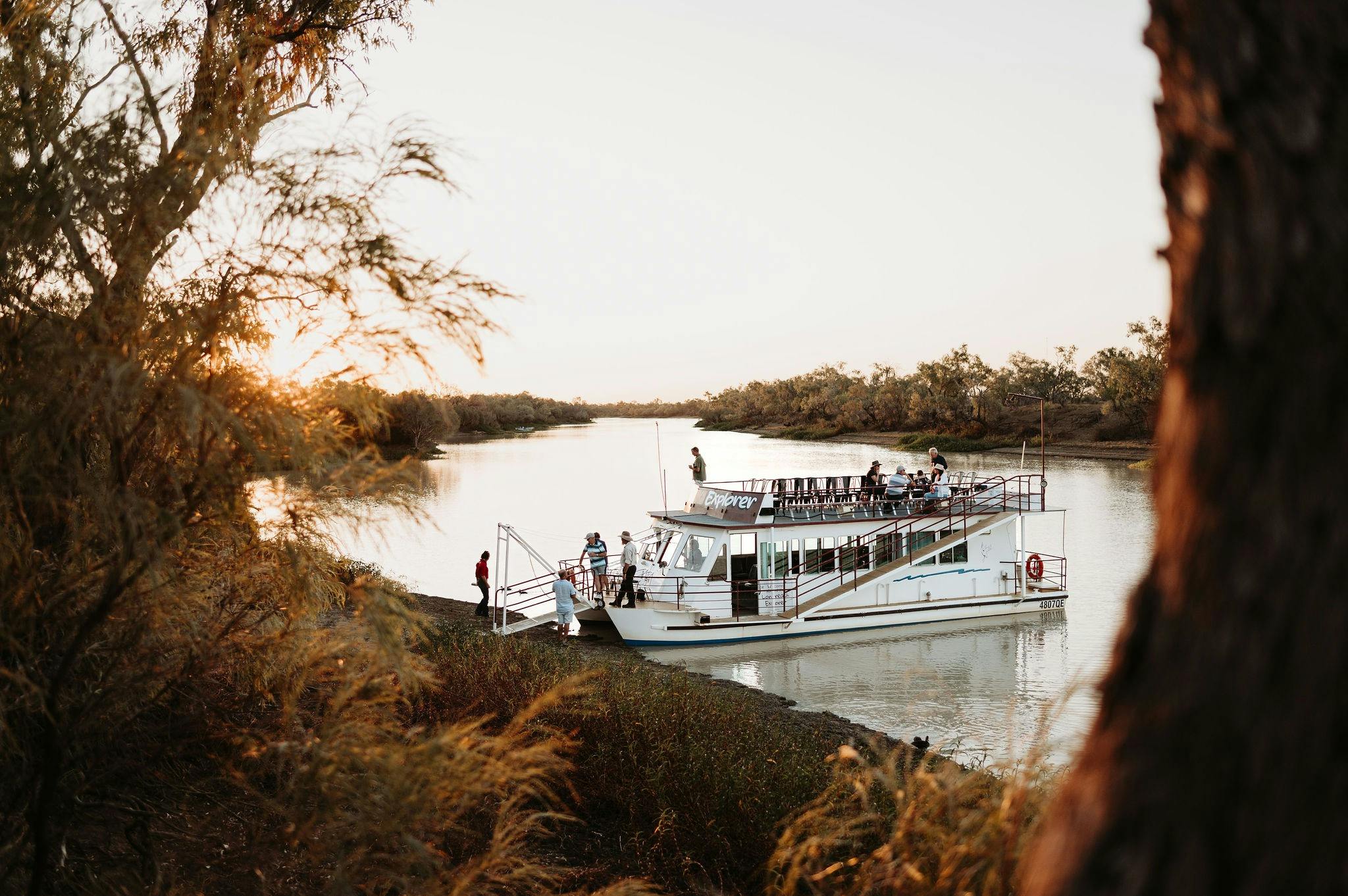 Cruising on the Thomson River, Longreach