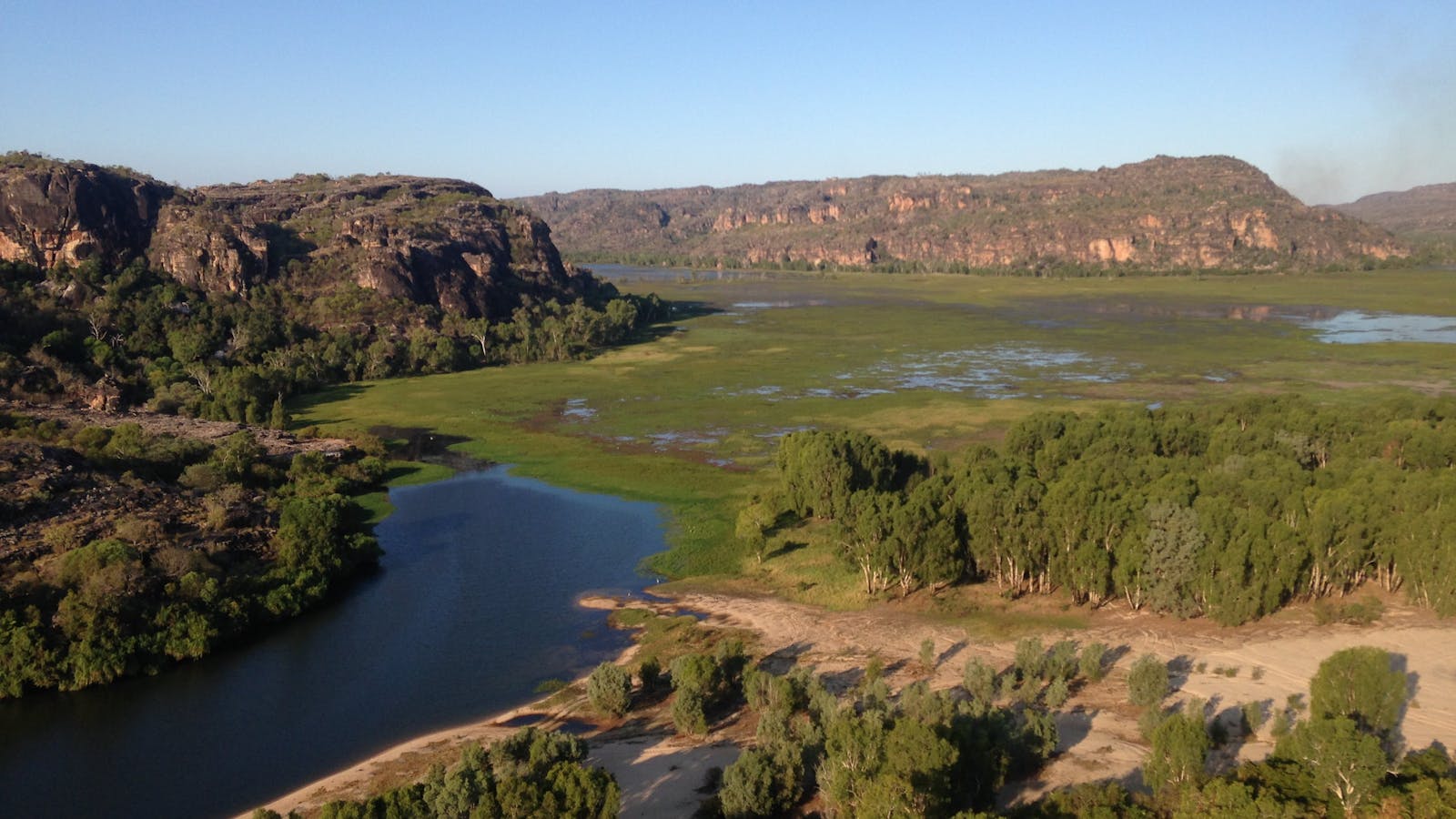 Arnhemlander Cultural & Heritage 4wd Day Tours