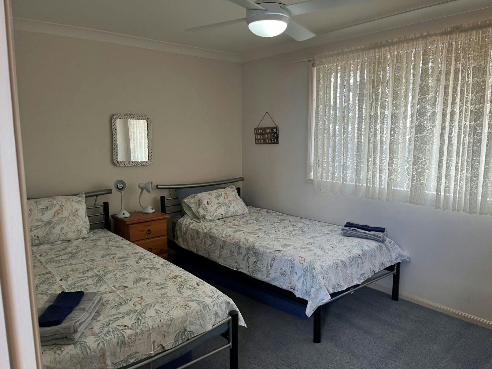 2 x king single beds