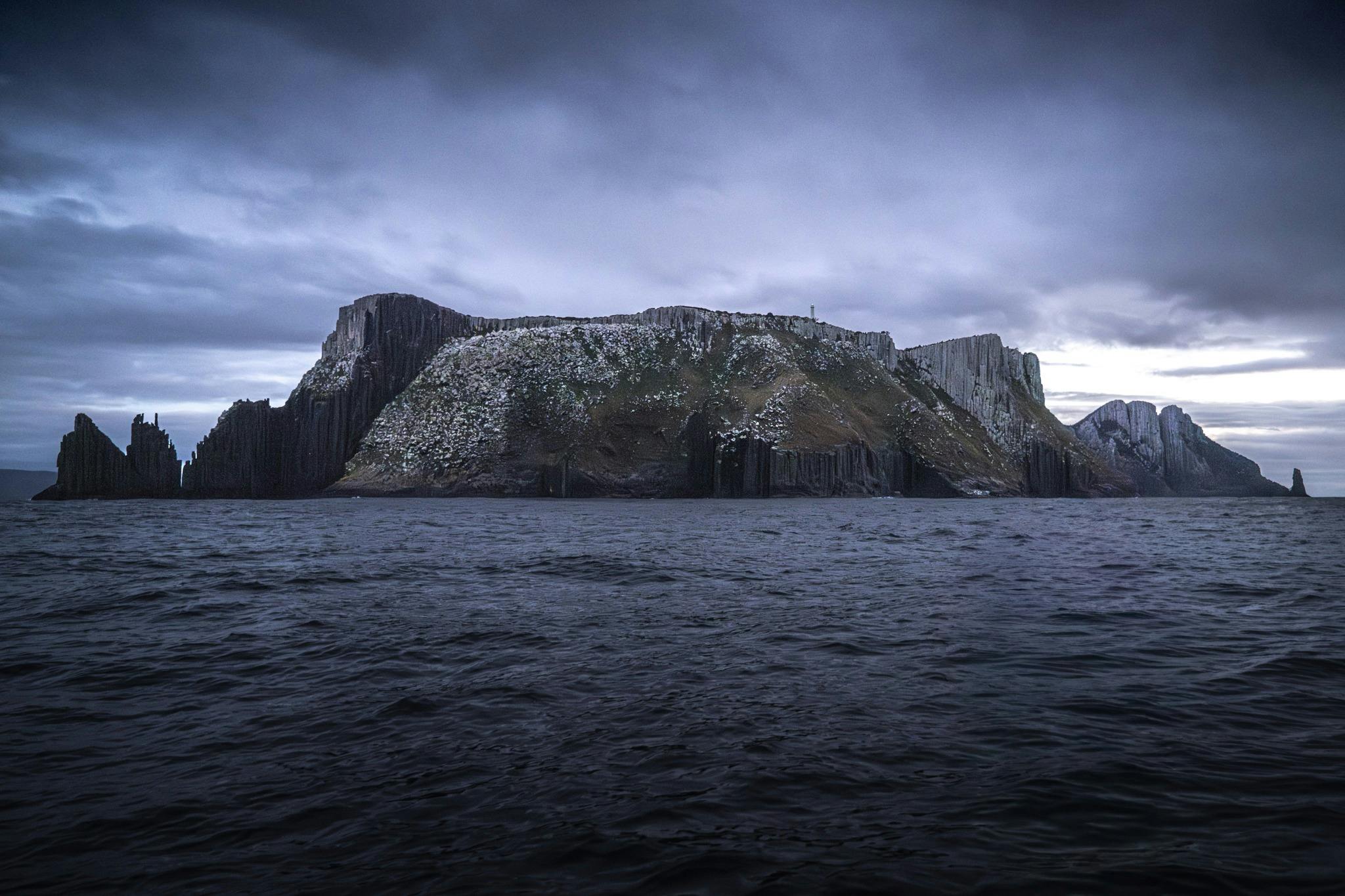 Tasman Island Sunrise cruise
