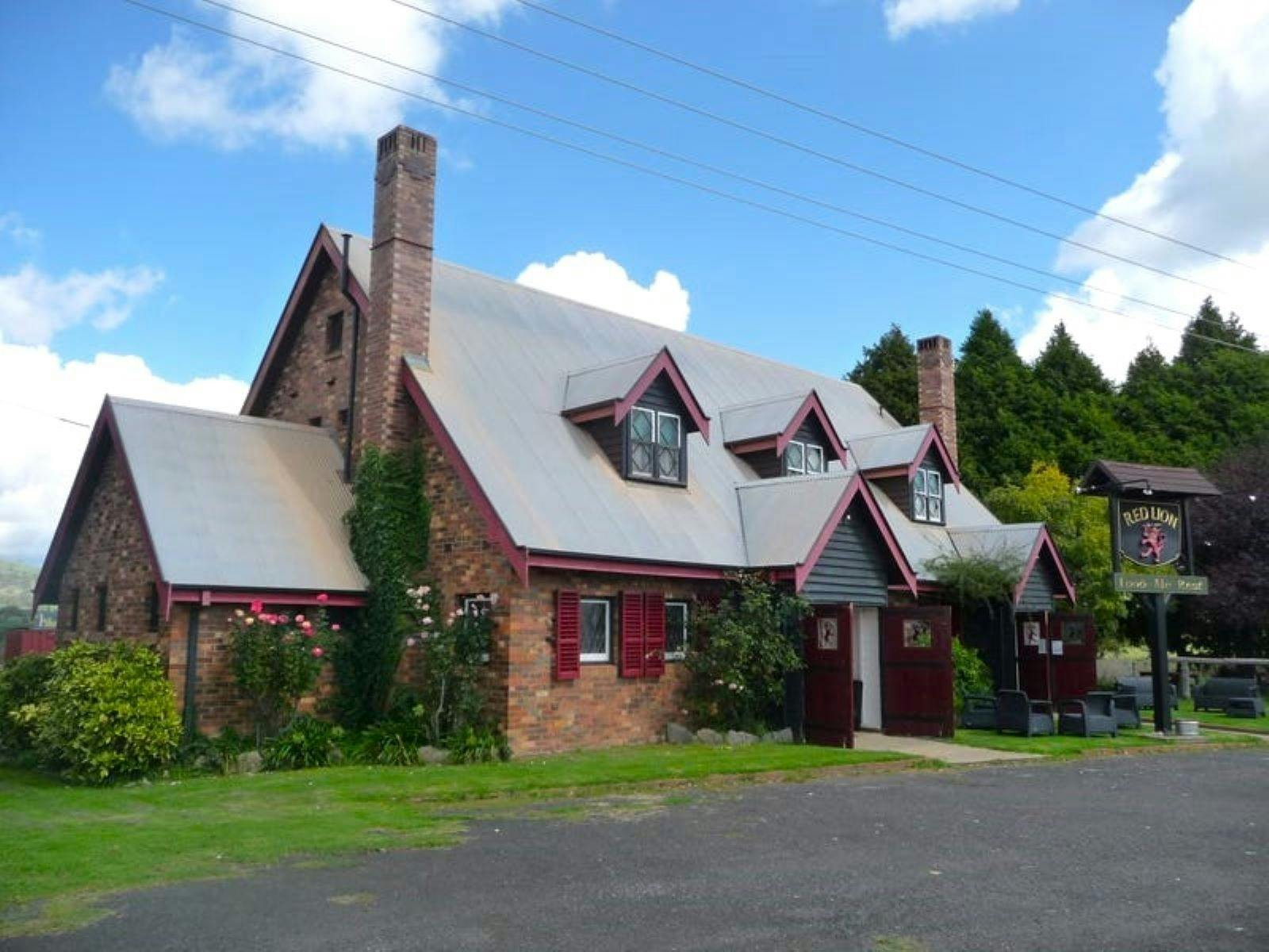 The Red Lion Tavern