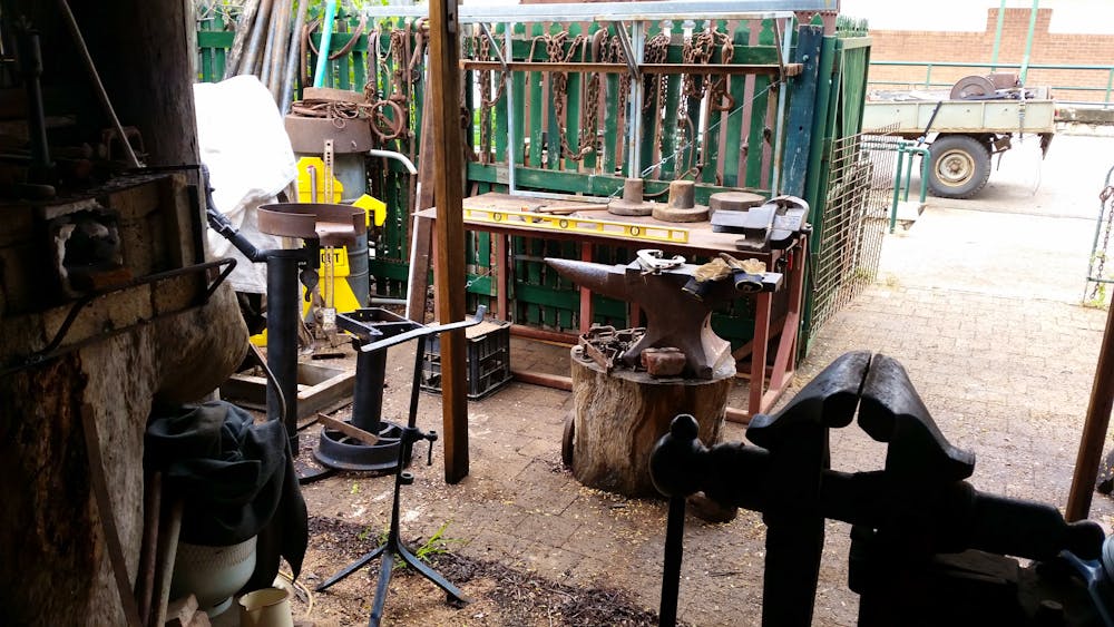 Charters Towers Miner's Cottage with Gold Panning activity