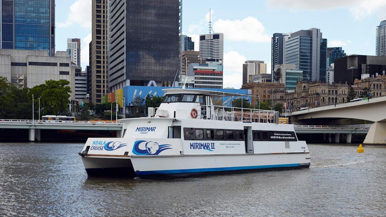 Cruising the Brisbane River