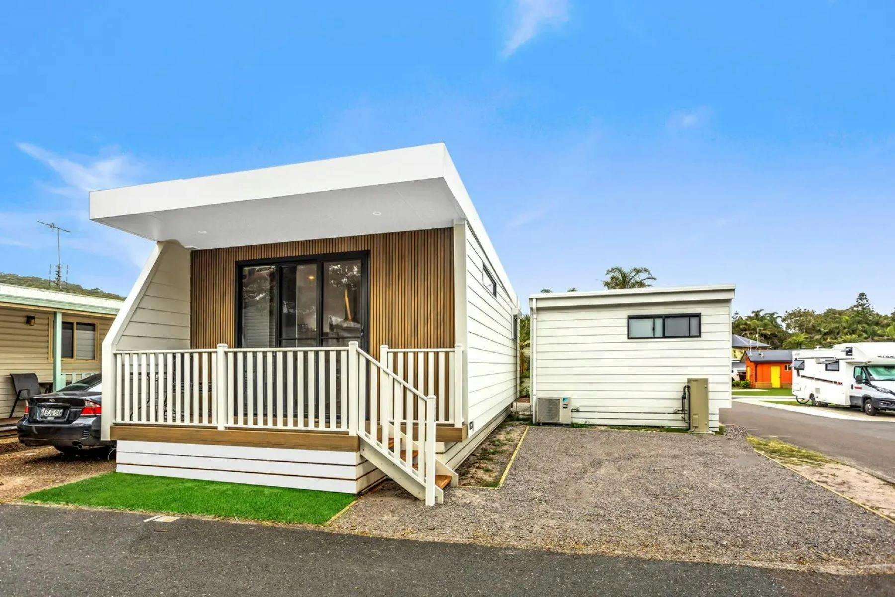 2 Bedroom Deluxe Cabin
