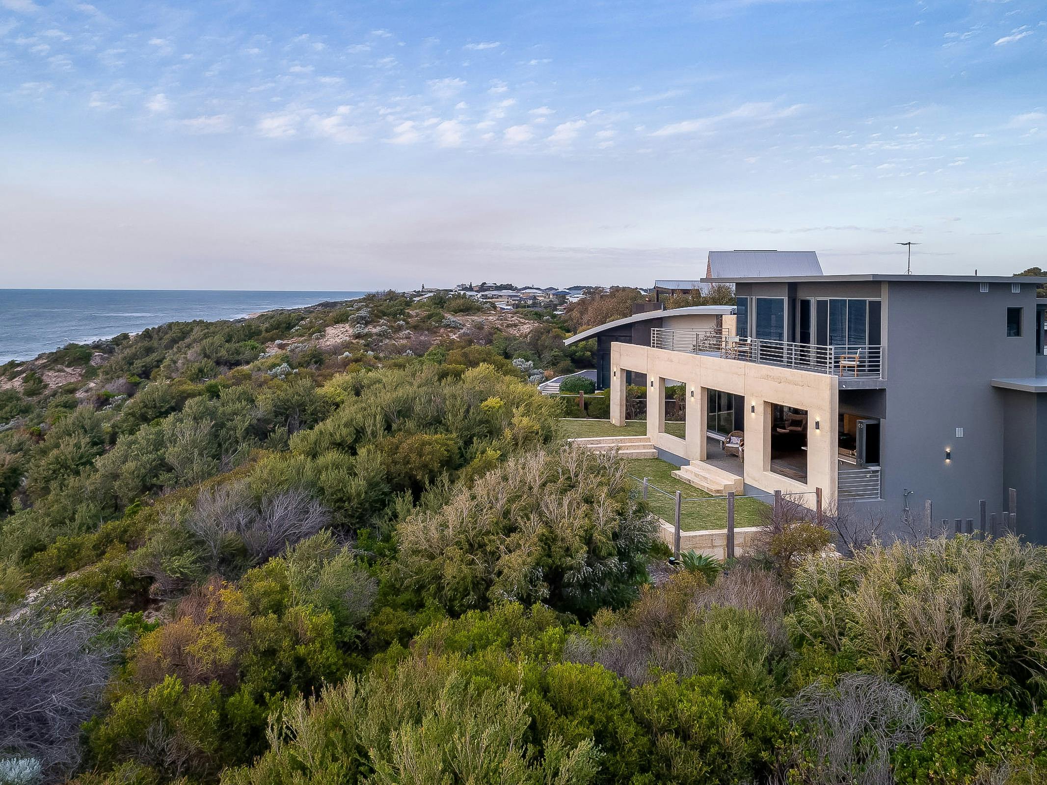 Private Properties I Oceanic I Modern masterpiece with elevated Indian Ocean views