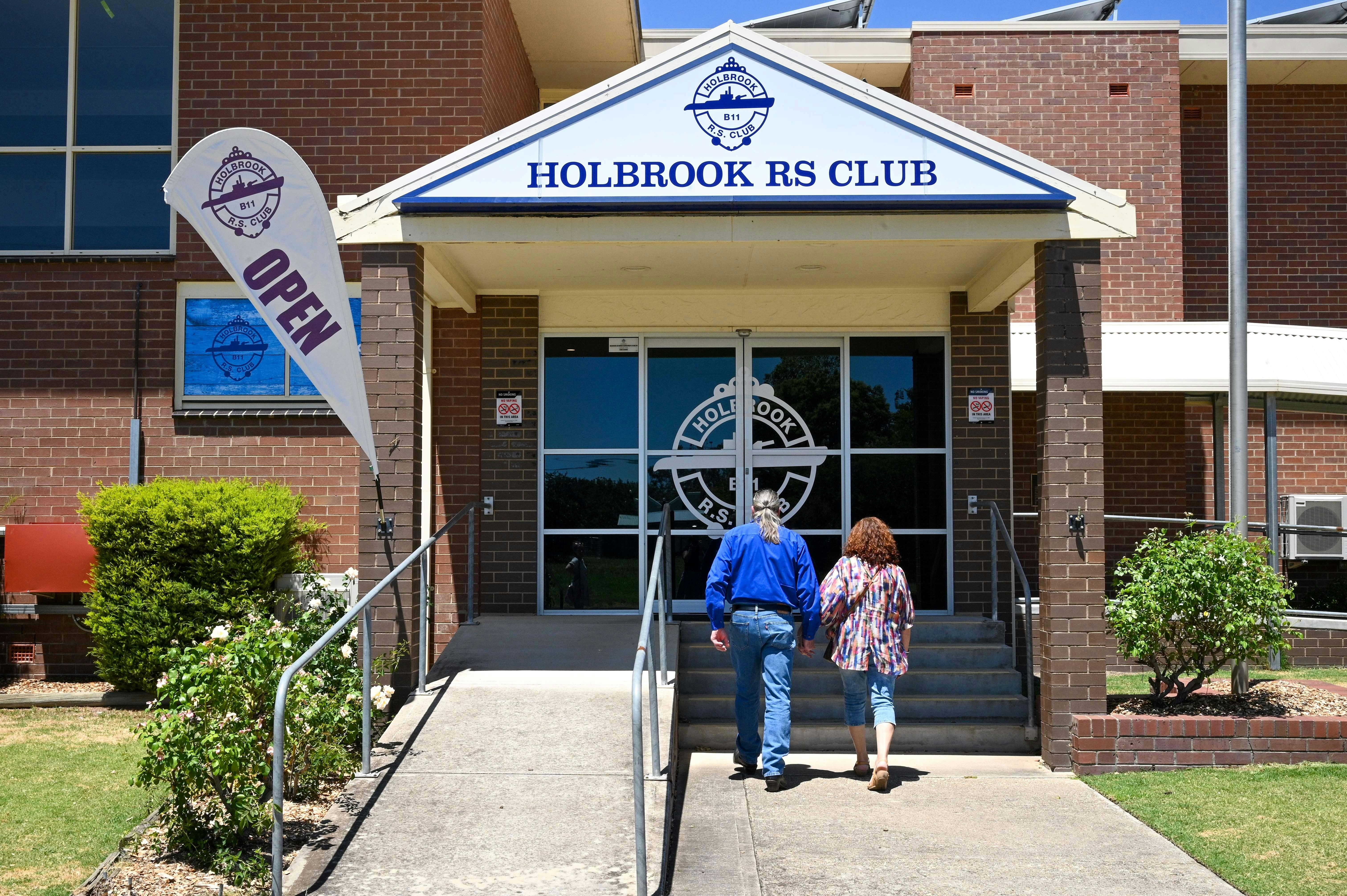 Holbrook Returned Servicemens Club