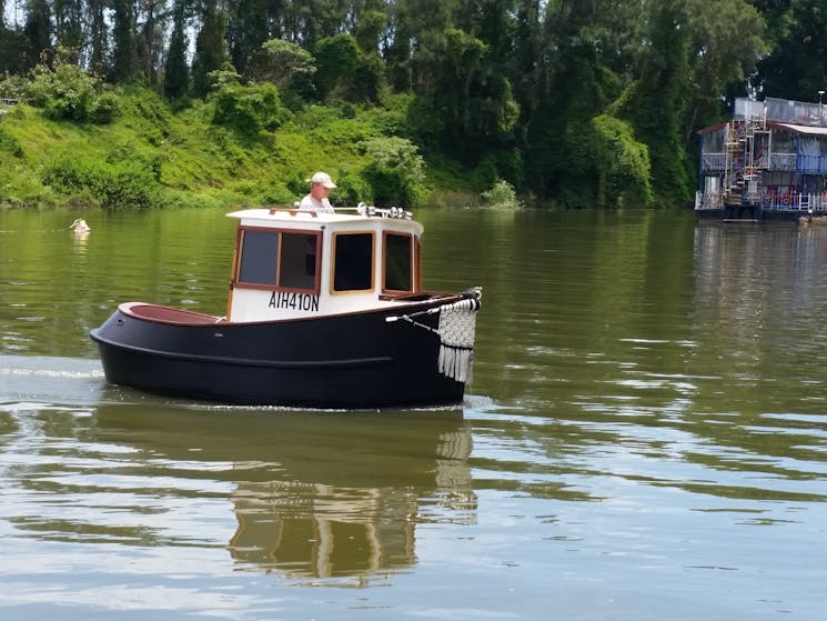 Tizzana Mini Tugs
