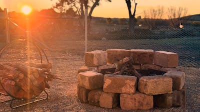 Yass Valley Accommodation with fire pit