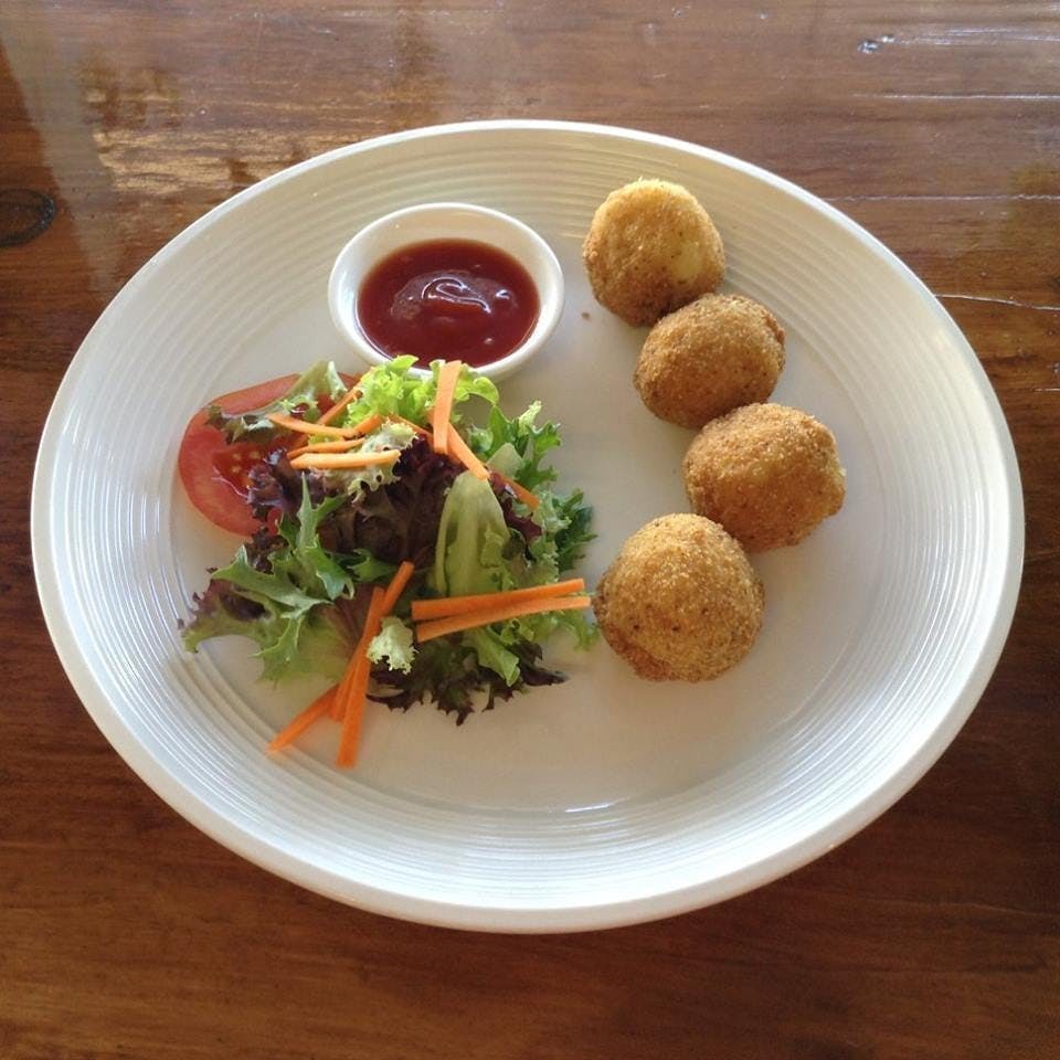 Archie Brothers Cirque Electriq