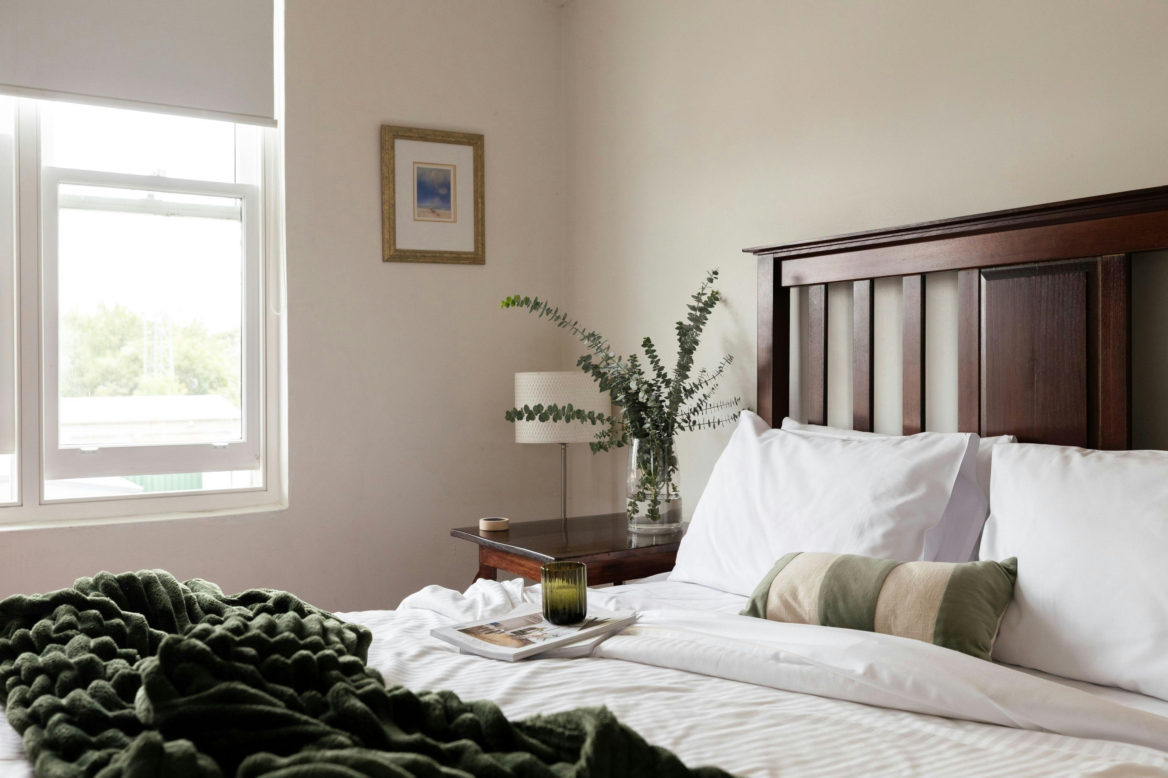 The Corner Hotel Alexandra