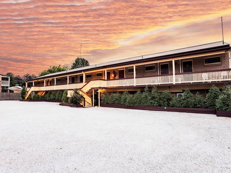 Berrima Bakehouse Motel Courtyard