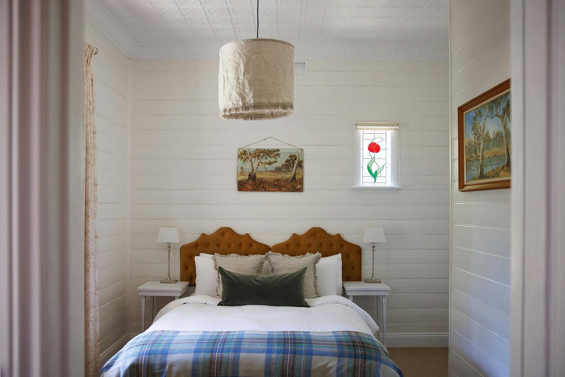 The Inn Beechworth.  Kelly House Bedroom
