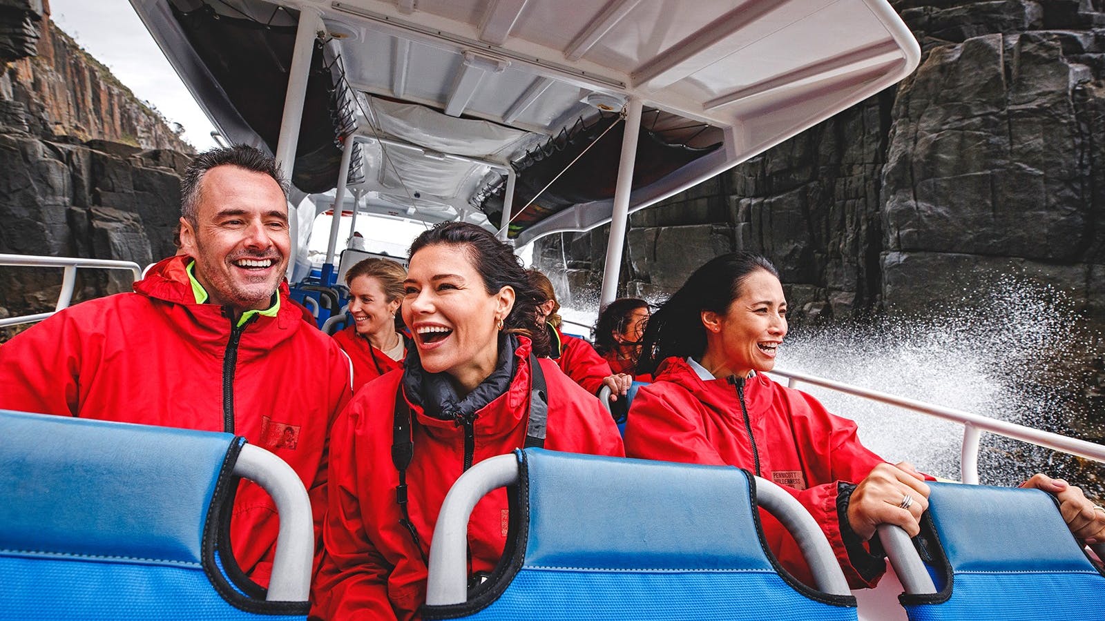 Adventure Bay Cruise