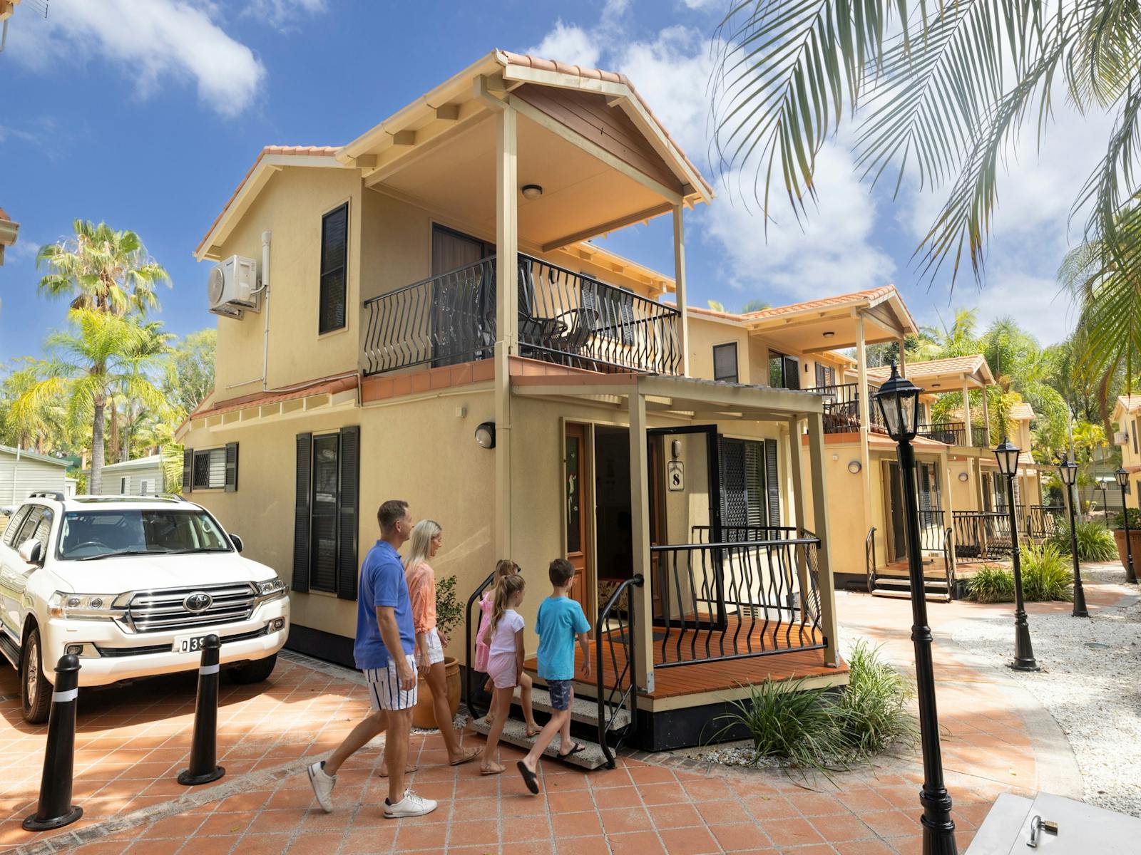 Macaw Mansion at Ashmore Palms Holiday Village on the Gold Coast Macaw Mansion at Ashmore Palms Holiday Village on the Gold Coast