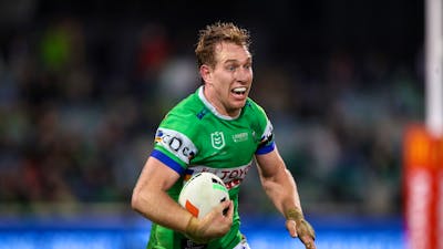 Canberra Raiders player Zac Hosking running the ball.