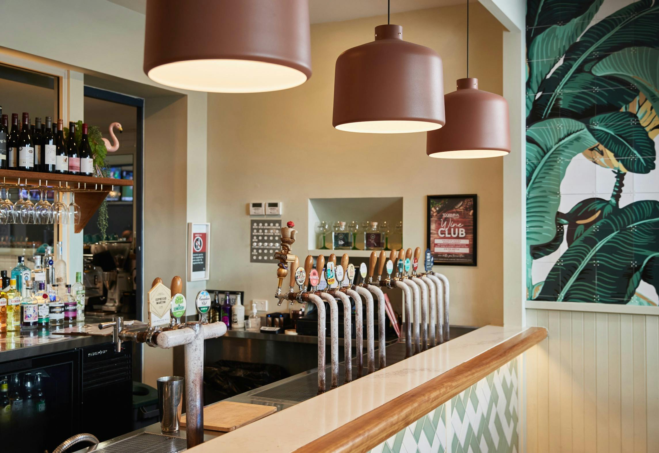 cocktail bar